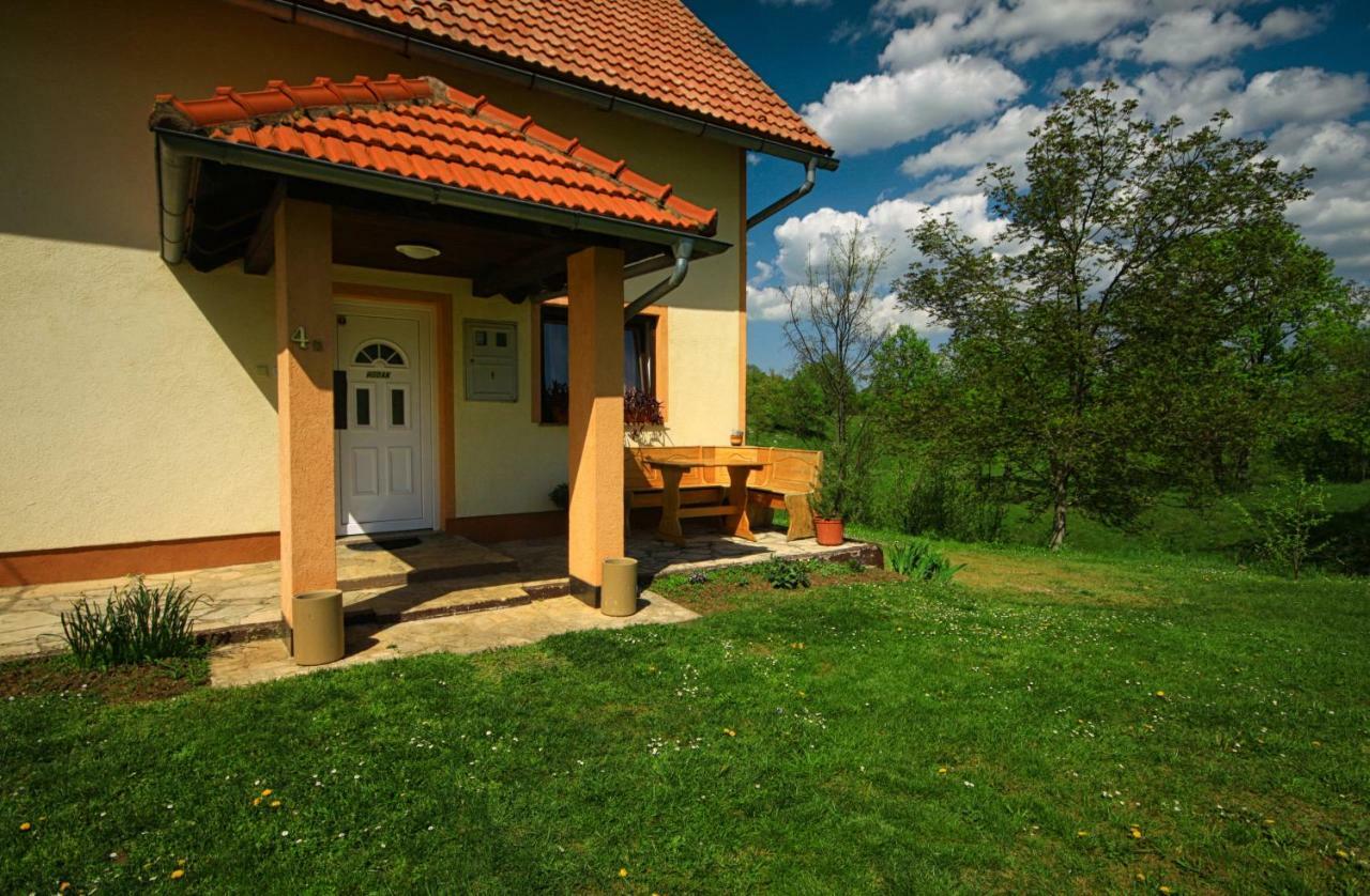 Charly'S Apartment Smoljanac Exterior foto